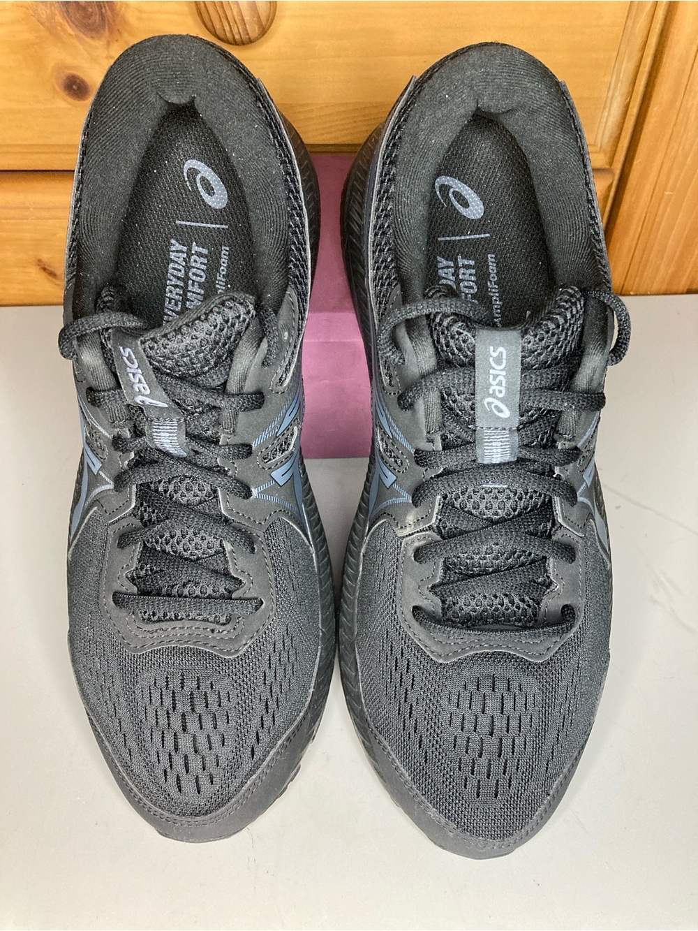 Asics | GEL-Contend 7 Running Shoes Black and Gray 11